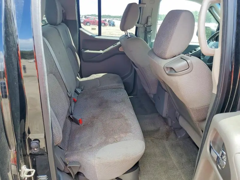2011 NISSAN FRONTIER S  