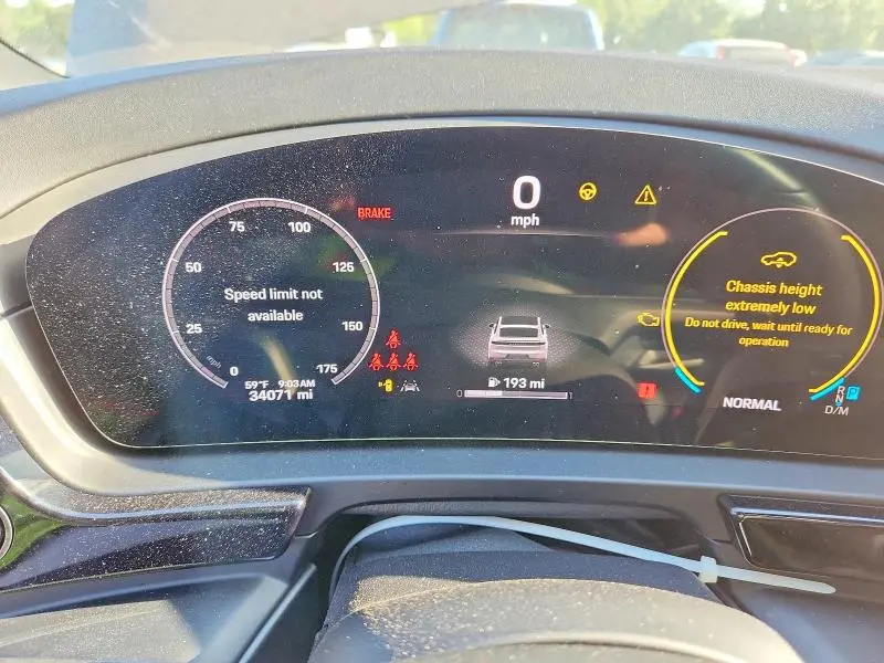 2024 PORSCHE CAYENNE COUPE  