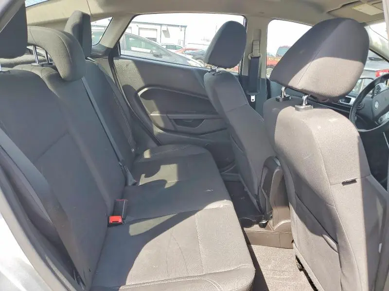2015 FORD FIESTA SE  