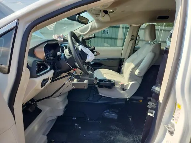 2021 CHRYSLER VOYAGER LXI  