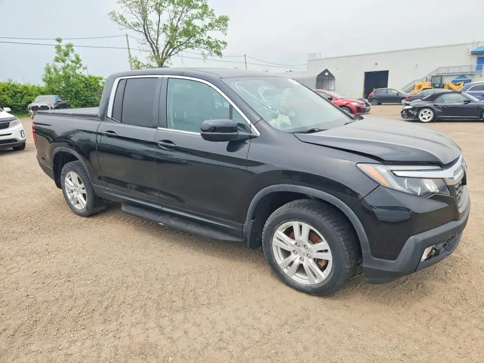 2018 HONDA RIDGELINE LX  