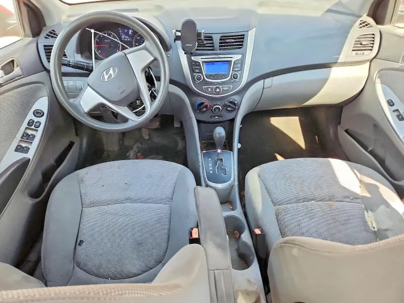 2013 HYUNDAI ACCENT GLS  