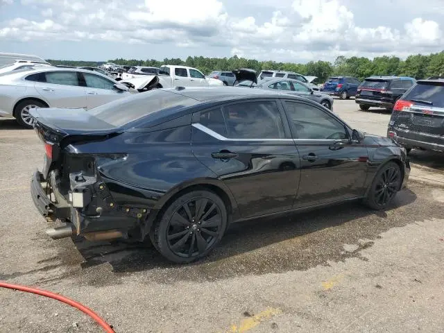 2022 NISSAN ALTIMA SR  