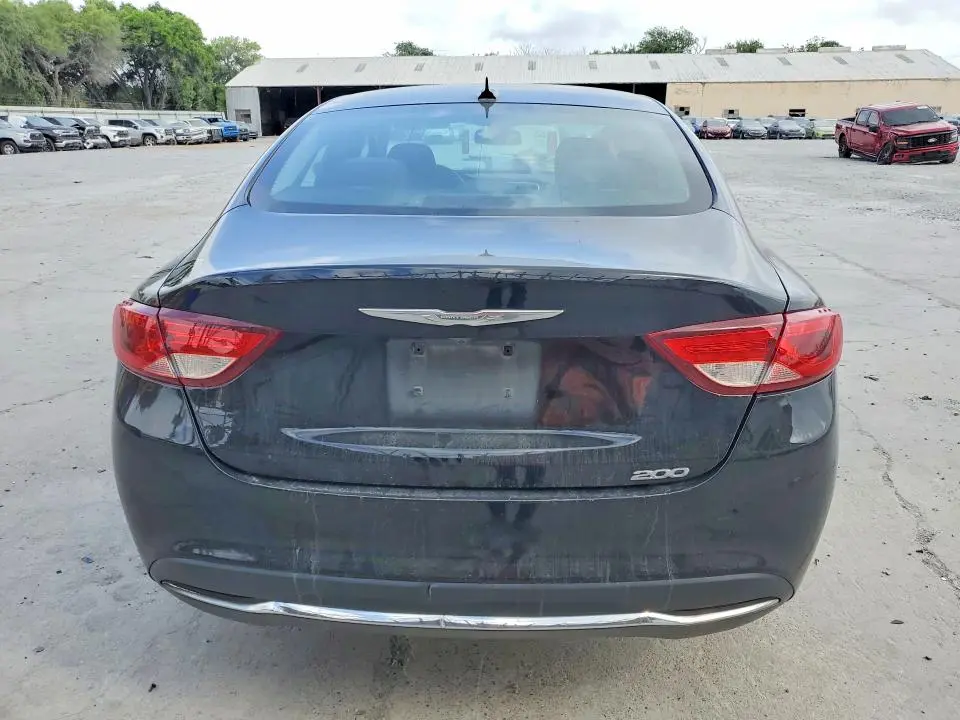 2016 CHRYSLER 200 LIMITED  