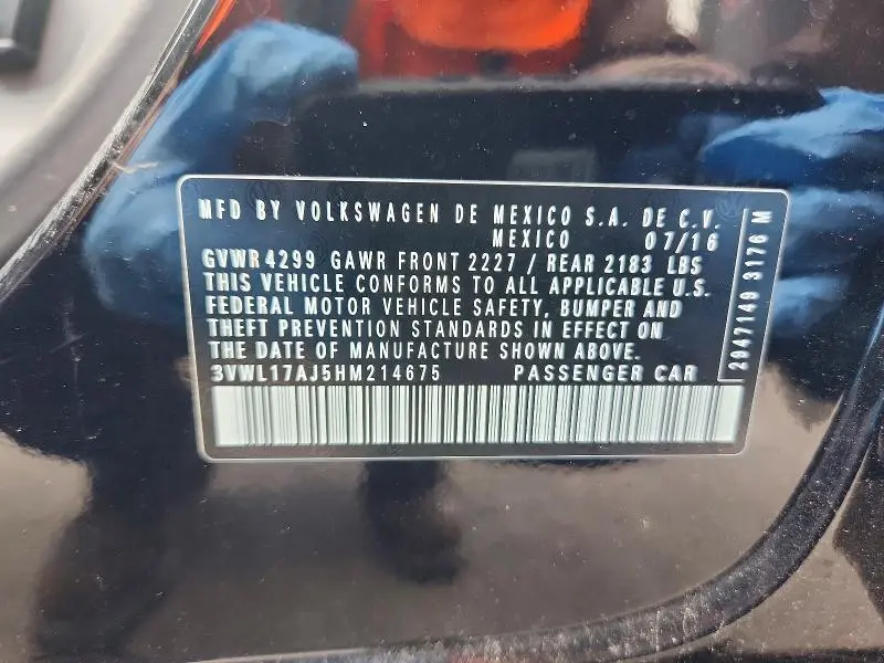 2017 VOLKSWAGEN JETTA SEL  
