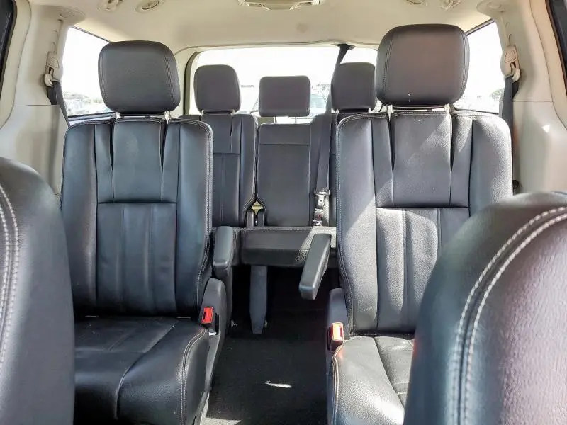 2013 CHRYSLER TOWN & COUNTRY TOURING  