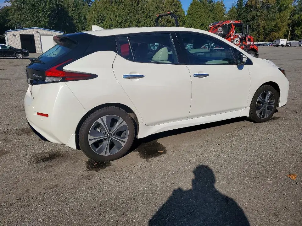 2021 NISSAN LEAF SL PLUS  