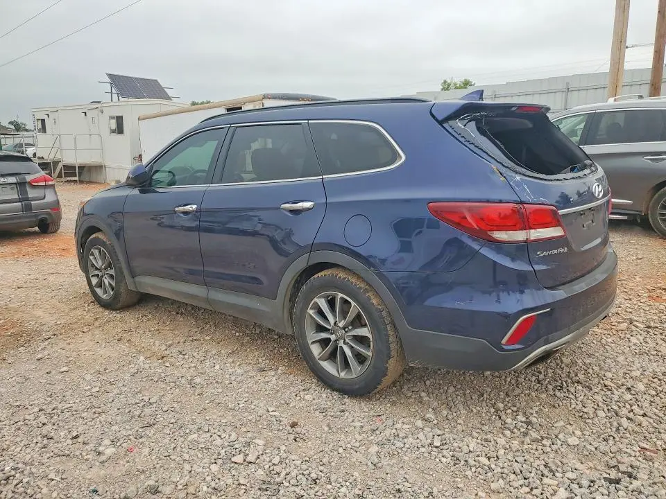 2017 HYUNDAI SANTA FE SE  