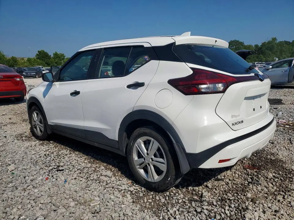 2021 NISSAN KICKS S  