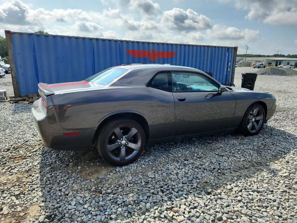 2014 DODGE CHALLENGER SXT  
