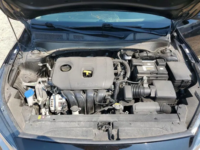 2022 KIA FORTE LXS  
