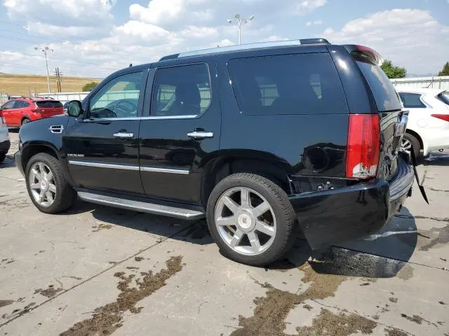 2014 CADILLAC ESCALADE LUXURY  