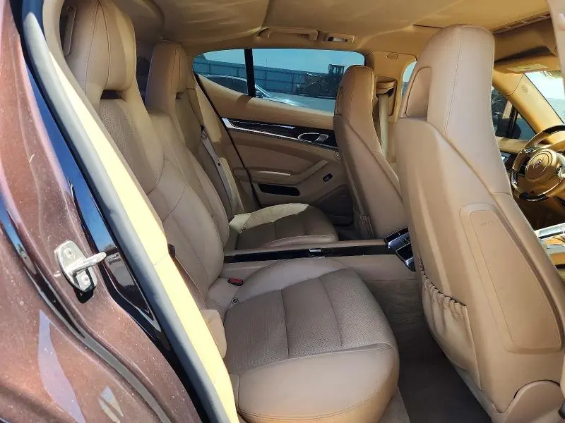 2014 PORSCHE PANAMERA 2  