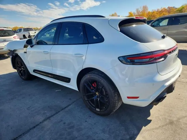 2025 PORSCHE MACAN S  