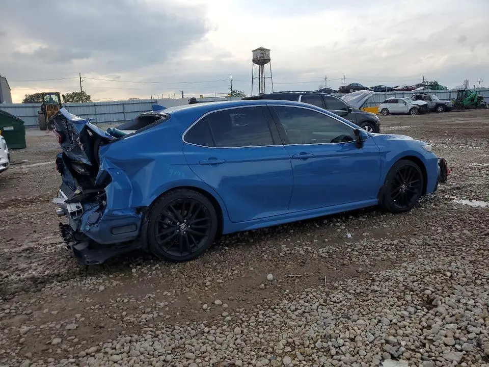2024 TOYOTA CAMRY XSE  