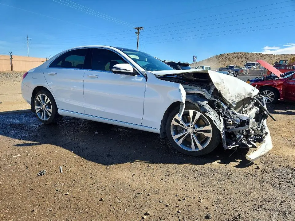 2016 MERCEDES-BENZ C 300  