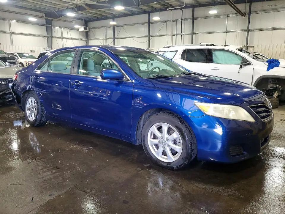 2010 TOYOTA CAMRY LE  