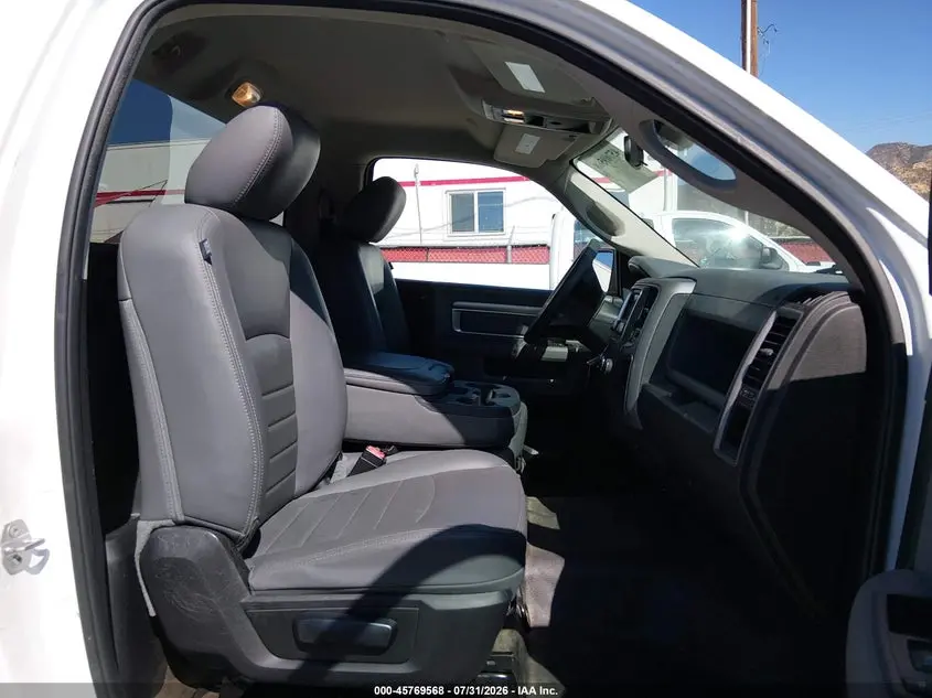 2018 RAM 1500 TRADESMAN  4X2 8' BOX
