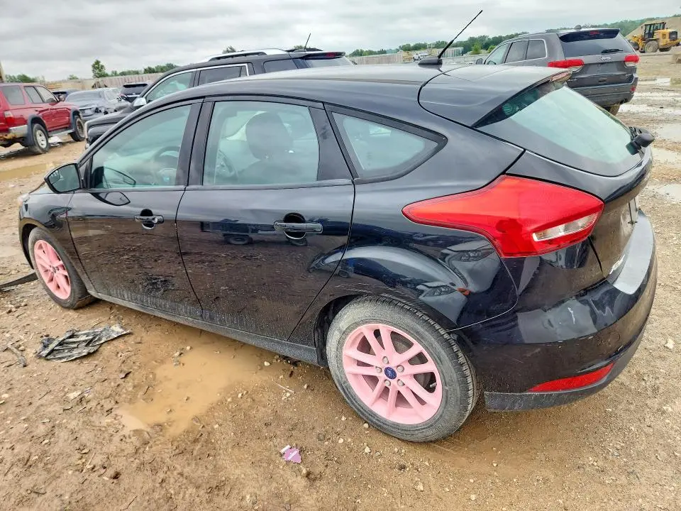 2016 FORD FOCUS SE  