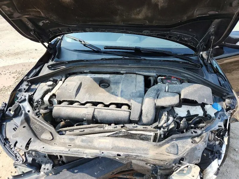 2011 VOLVO XC60 3.2  