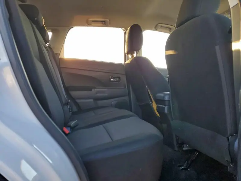 2019 MITSUBISHI OUTLANDER SPORT ES  