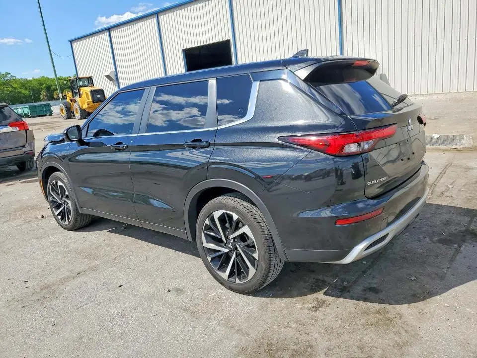 2023 MITSUBISHI OUTLANDER SE  