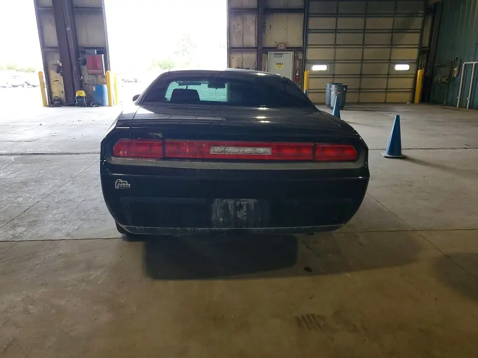 2010 DODGE CHALLENGER SE  