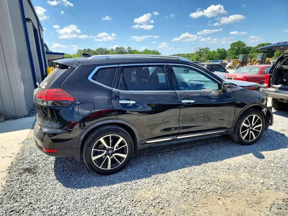 2018 NISSAN ROGUE SL  