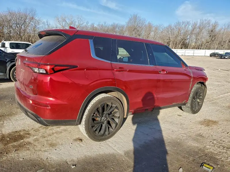 2022 MITSUBISHI OUTLANDER SE  