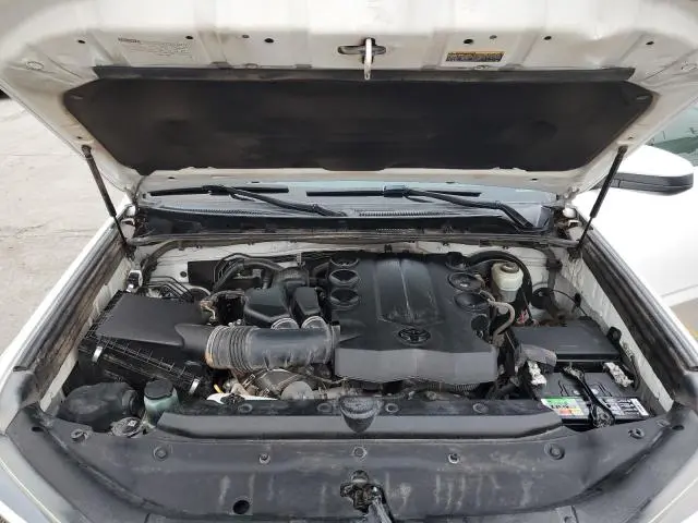 2018 TOYOTA 4RUNNER SR5  