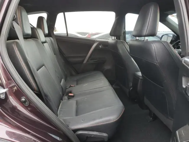 2017 TOYOTA RAV4 SE