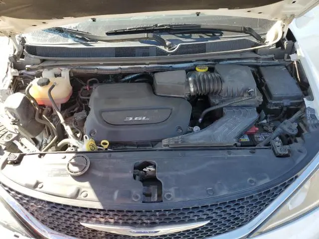 2018 CHRYSLER PACIFICA TOURING L  