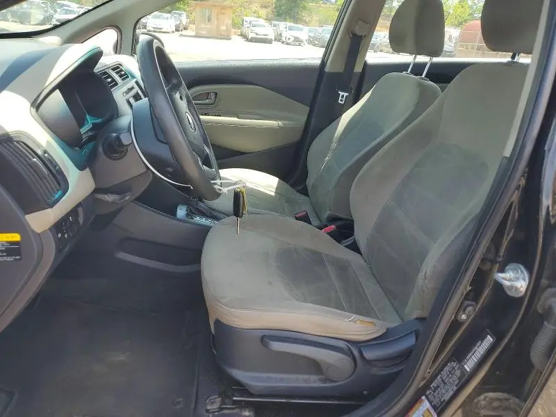 2015 KIA RIO LX  