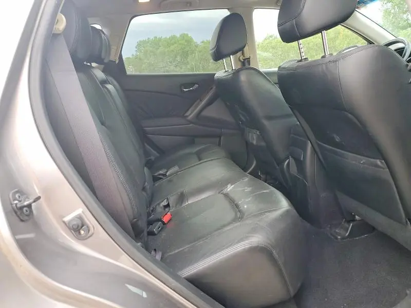 2010 NISSAN MURANO S  
