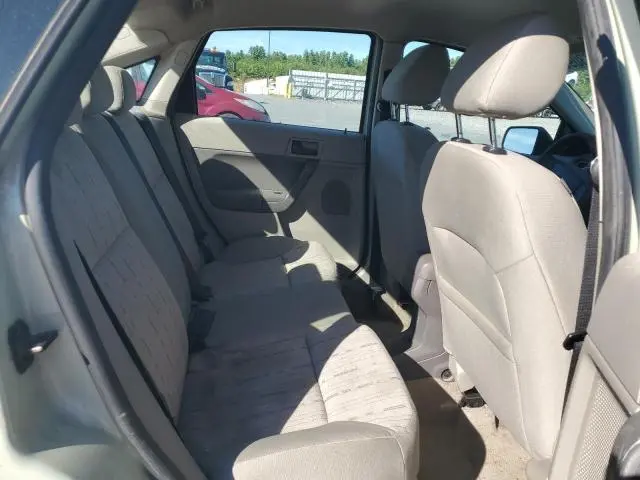 2010 FORD FOCUS SE