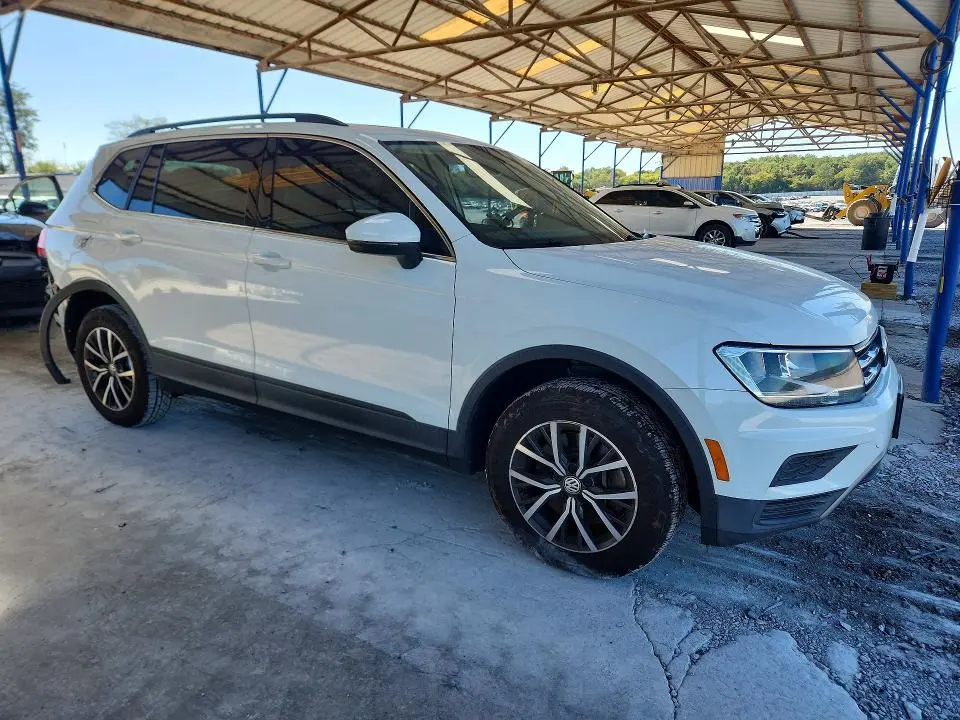 2019 VOLKSWAGEN TIGUAN SE  