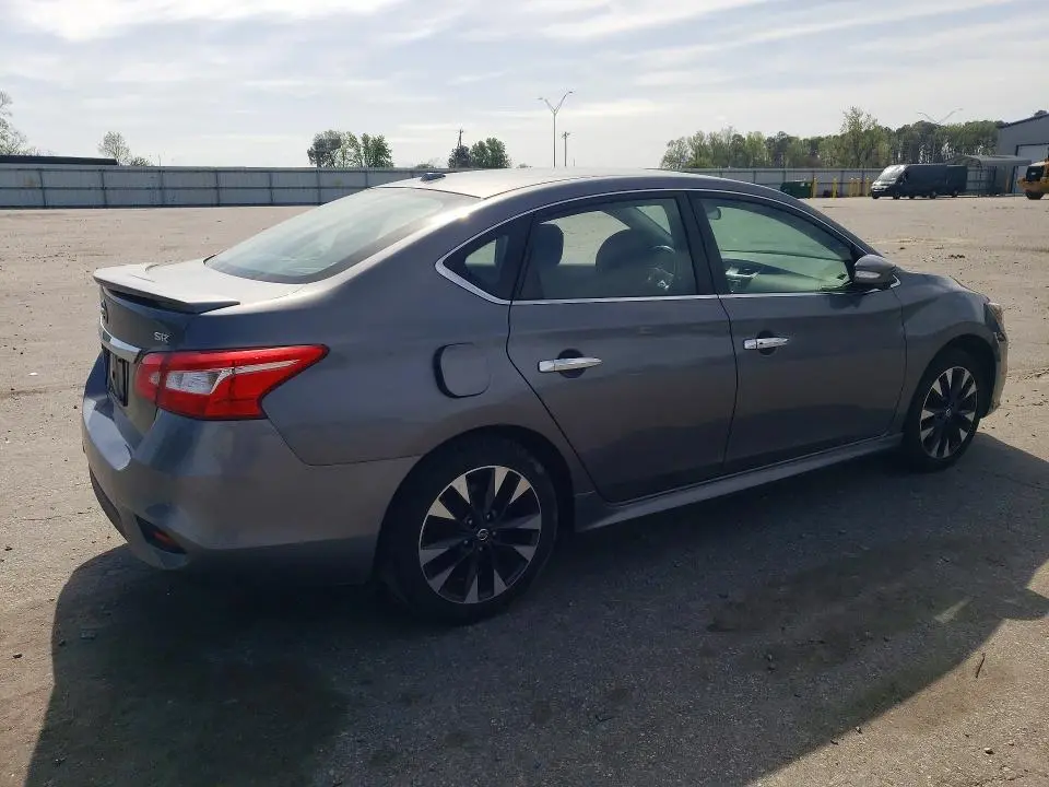 2016 NISSAN SENTRA SR  