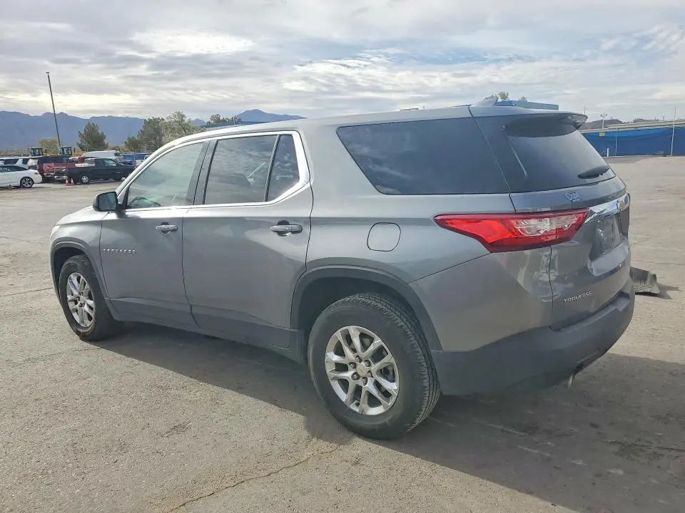 2020 CHEVROLET TRAVERSE LS  