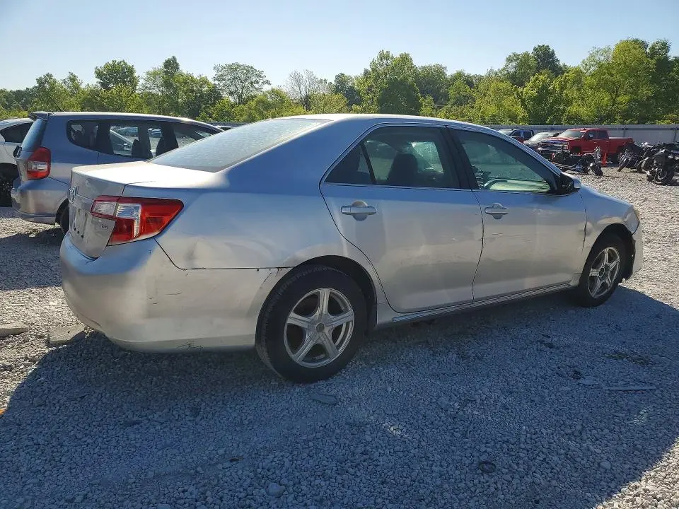 2012 TOYOTA CAMRY LE  