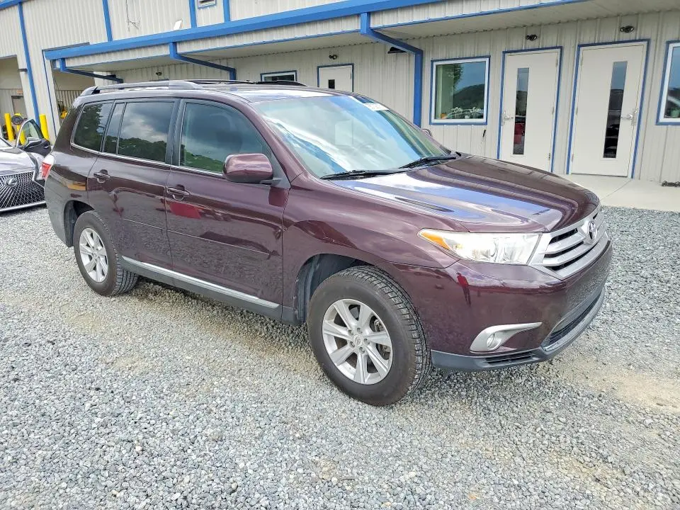 2011 TOYOTA HIGHLANDER BASE  