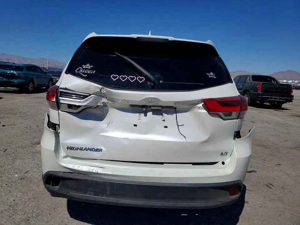 2019 TOYOTA HIGHLANDER LE PLUS  