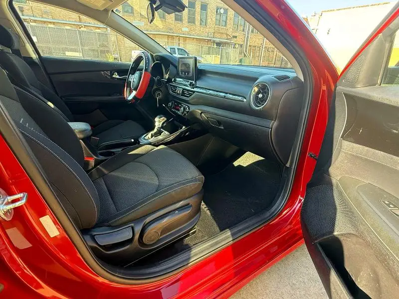 2019 KIA FORTE S  