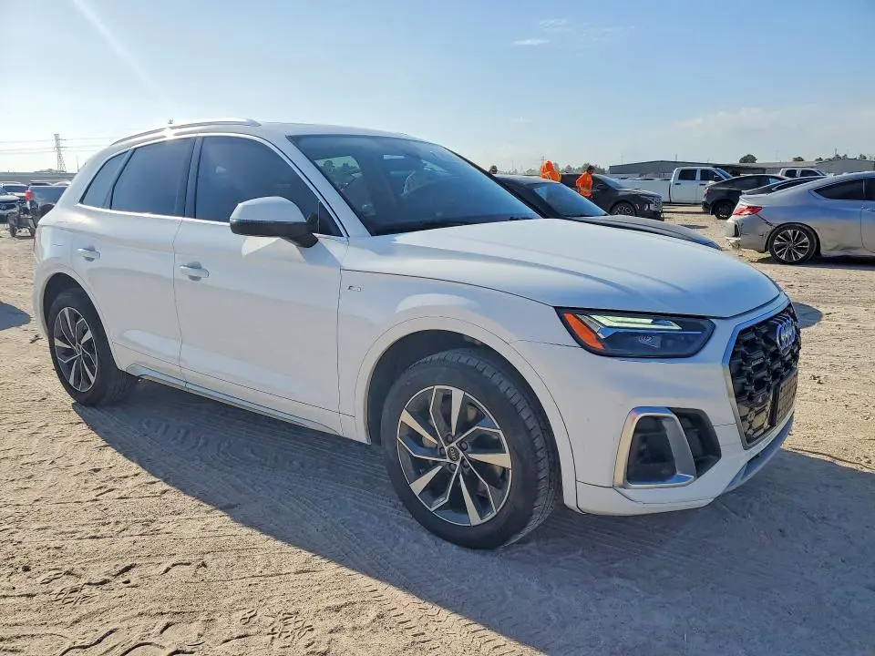 2022 AUDI Q5 PREMIUM PLUS 45  