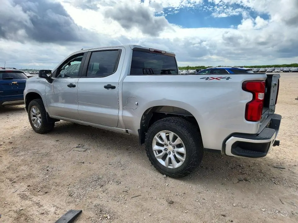 2022 CHEVROLET SILVERADO K1500 CUSTOM  
