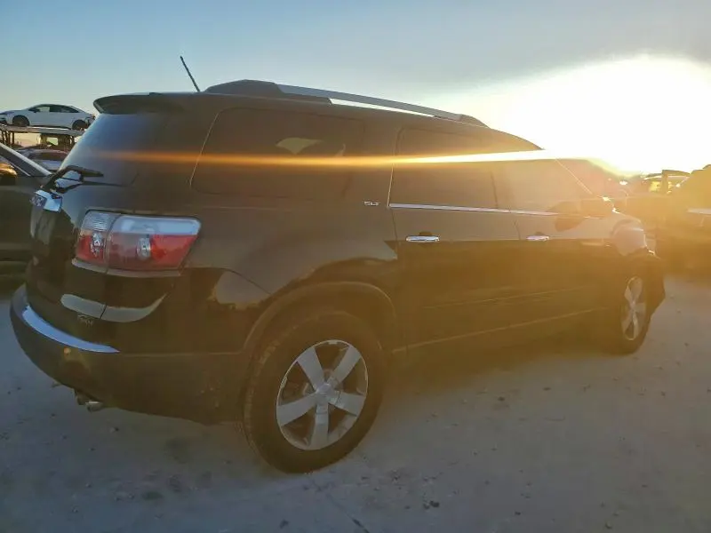 2012 GMC ACADIA SLT-2  