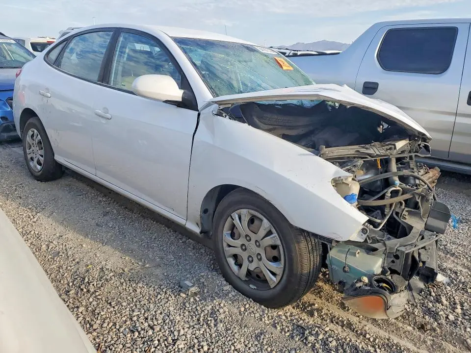 2010 HYUNDAI ELANTRA GLS  
