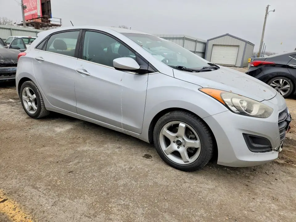 2017 HYUNDAI ELANTRA GT BASE  