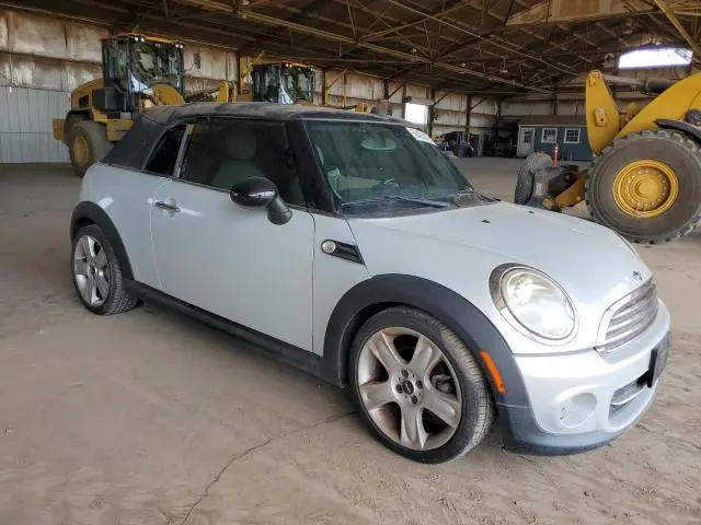 2011 MINI COOPER   