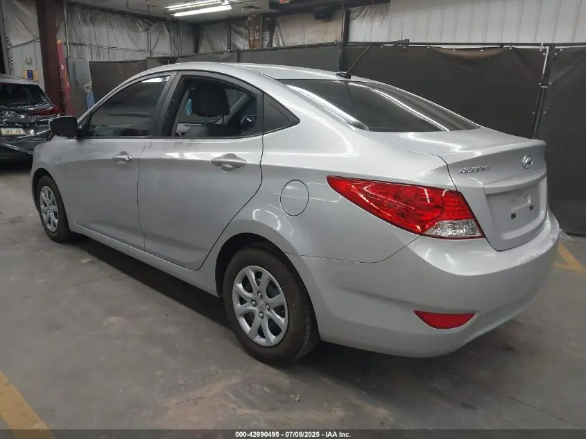2013 HYUNDAI ACCENT GLS