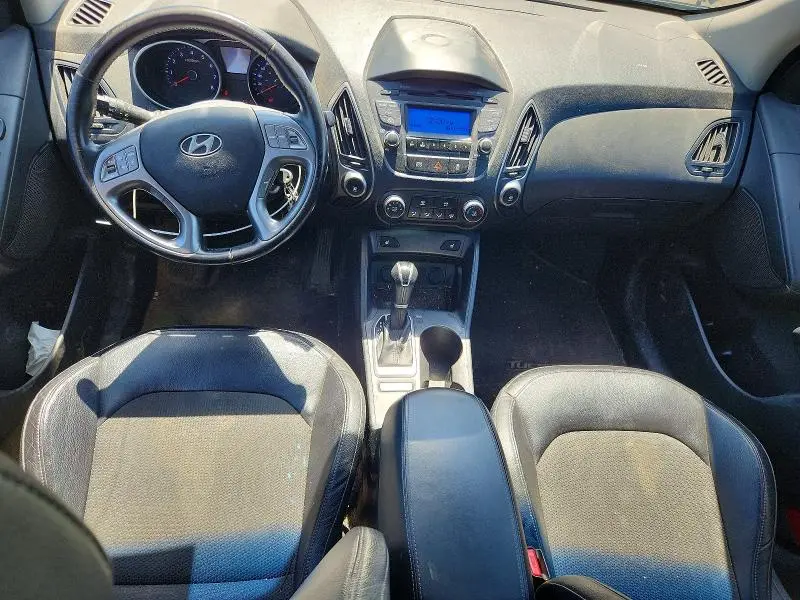 2015 HYUNDAI TUCSON SE  